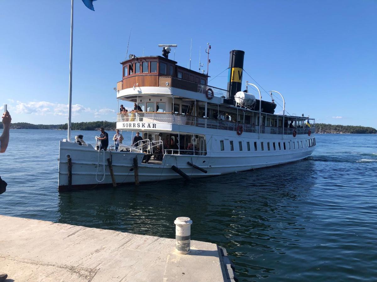 Semesterhus I Stockholms Skaergard, Runmaroe Vaermdoe Namdo Екстер'єр фото